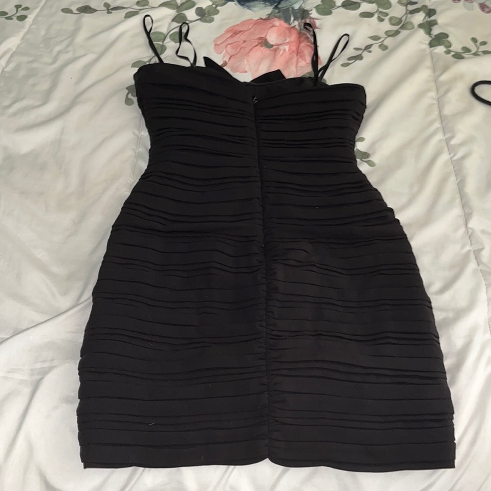 BCBGMAXAZRIA Dress Black Strapless Bows on Front Ribbed Dress